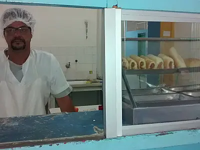Lei proíbe venda de alimentos prejudiciais à saúde em escolas de Campo Grande