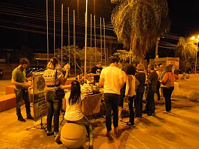 Feira vegana atrai público diversificado em Campo Grande