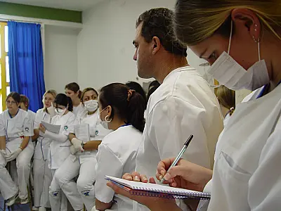 Cursos técnicos esperam formar 31 mil alunos em 2014