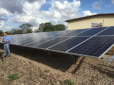 Universidade Federal de Mato Grosso do Sul inaugura Usina Solar Fotovoltaica