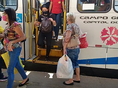 Prefeitura de Campo Grande libera gratuidade do transporte público para idosos e estudantes