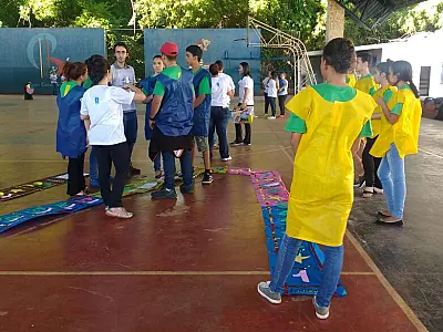 Projeto leva alunos da rede pública de ensino para conhecer laboratórios da UFMS