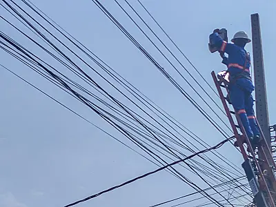 Tarifa de energia elétrica sobe 9% e entra na bandeira vermelha