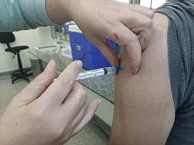 Meta de vacinação contra HPV do Ministério da Saúde em Mato Grosso do Sul está abaixo do programado