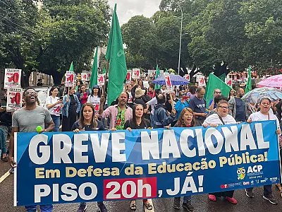 Professores da Capital aderem paralisação nacional pelo piso salarial dos profissionais da educação