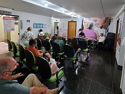 Casa Rosa atende até 80 mulheres por dia com exames de mama em Campo Grande